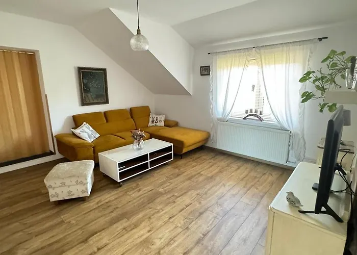 Apartmany Mocovice 아파트 *